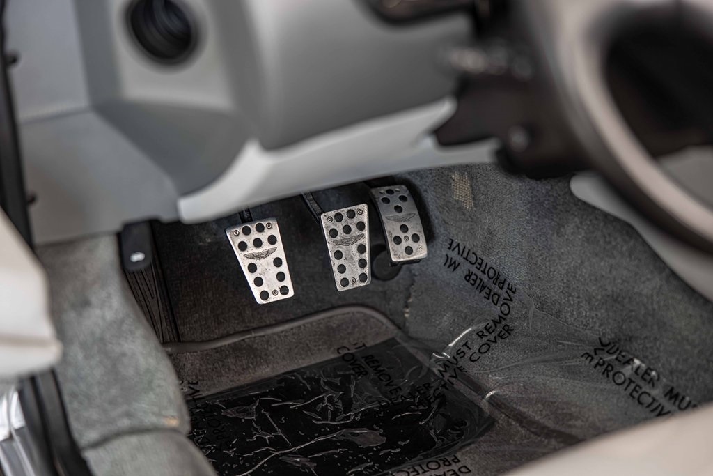 2002 ASTON MARTIN DB7 - Image 22