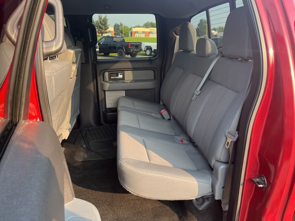 2014 Ford F-150 XLT photo 17