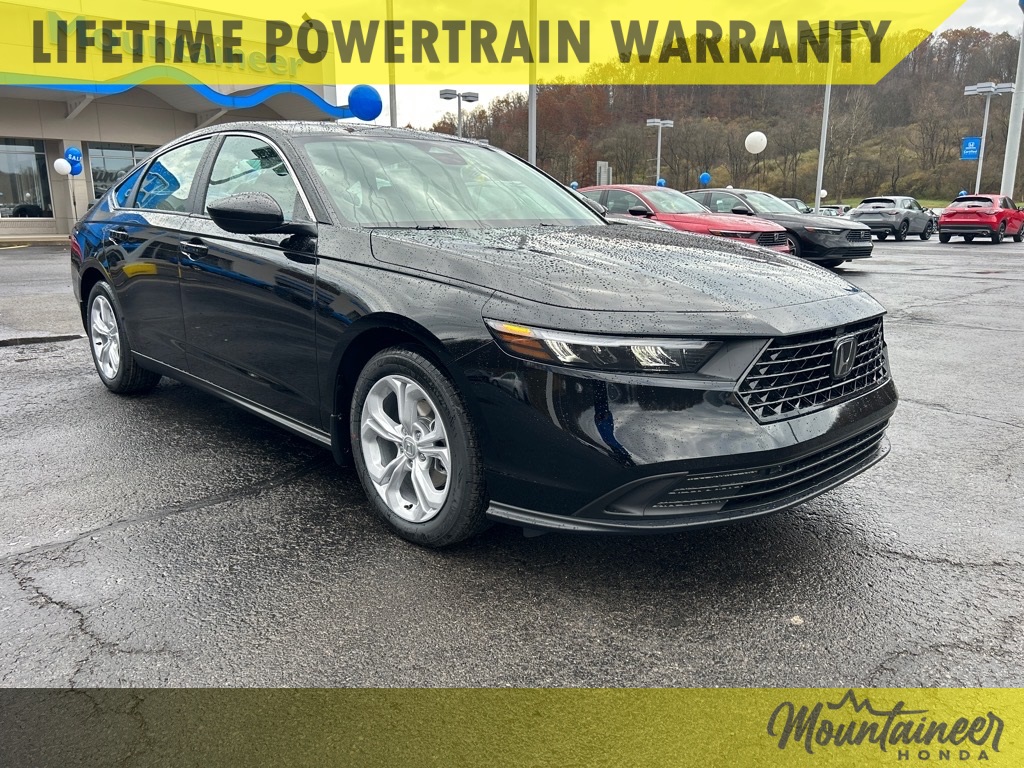 2025 Honda Accord LX's photo