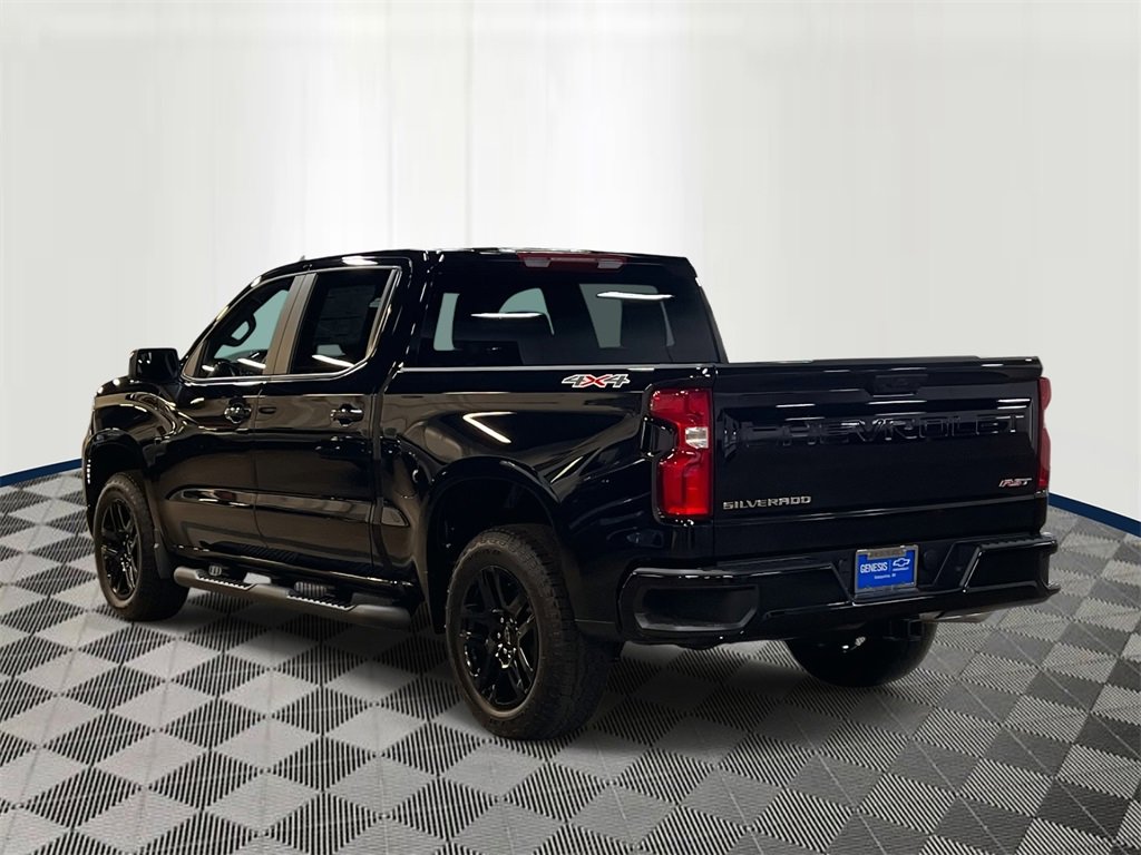 2026 Chevrolet Silverado 1500 RST photo 4