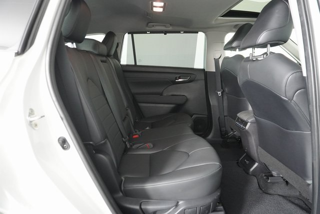 2020 Toyota Highlander XLE photo 33