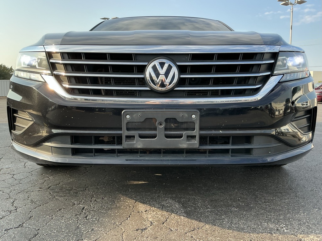2021 Volkswagen Passat 2.0T SE photo 7