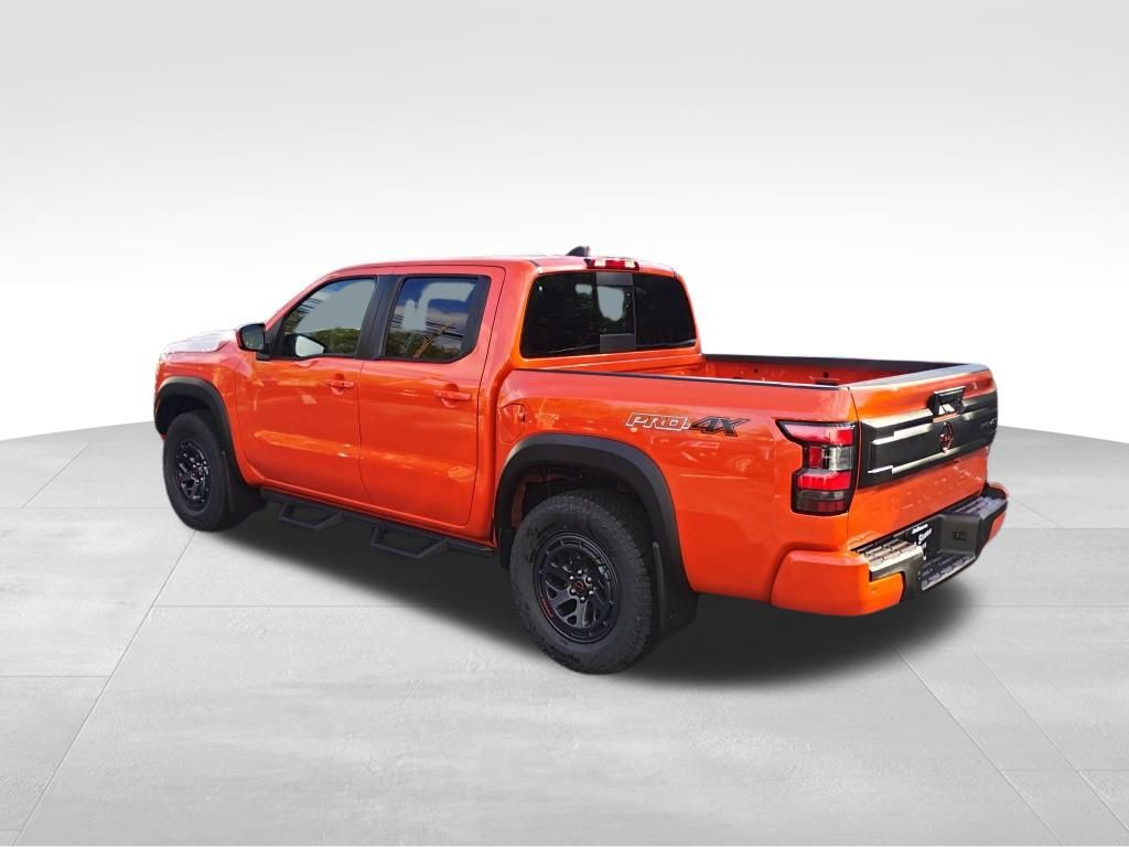 2025 Nissan Frontier PRO-4X photo 4