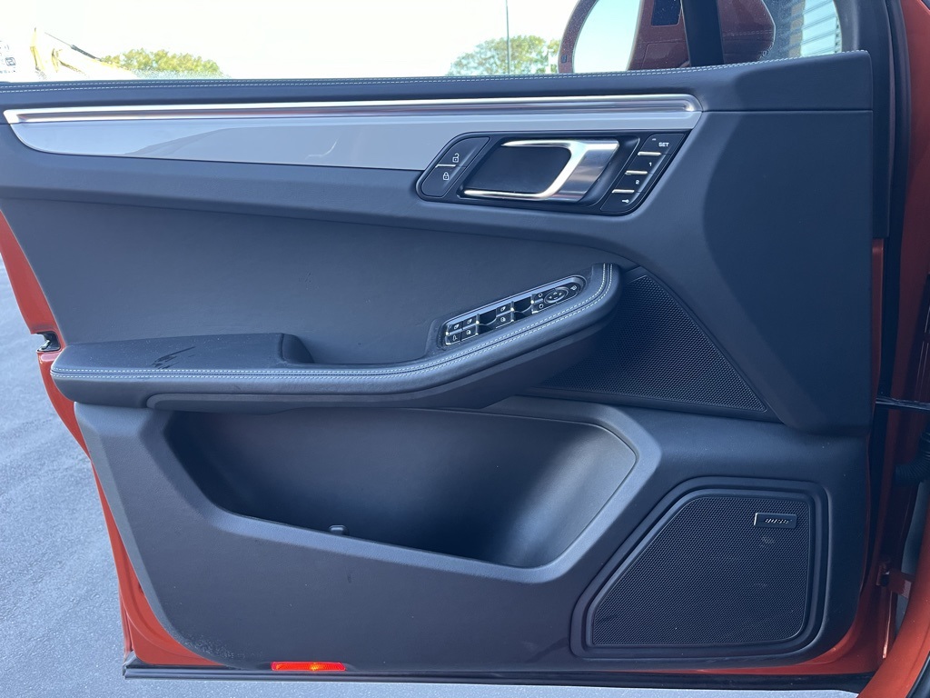 2024 Porsche Macan GTS photo 18