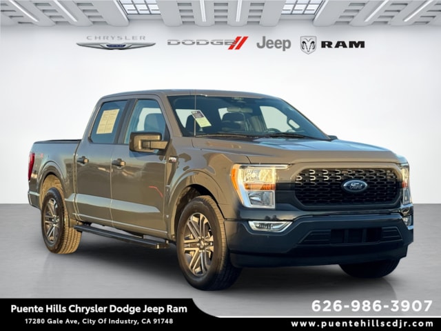 2021 Ford F-150 XL's photo