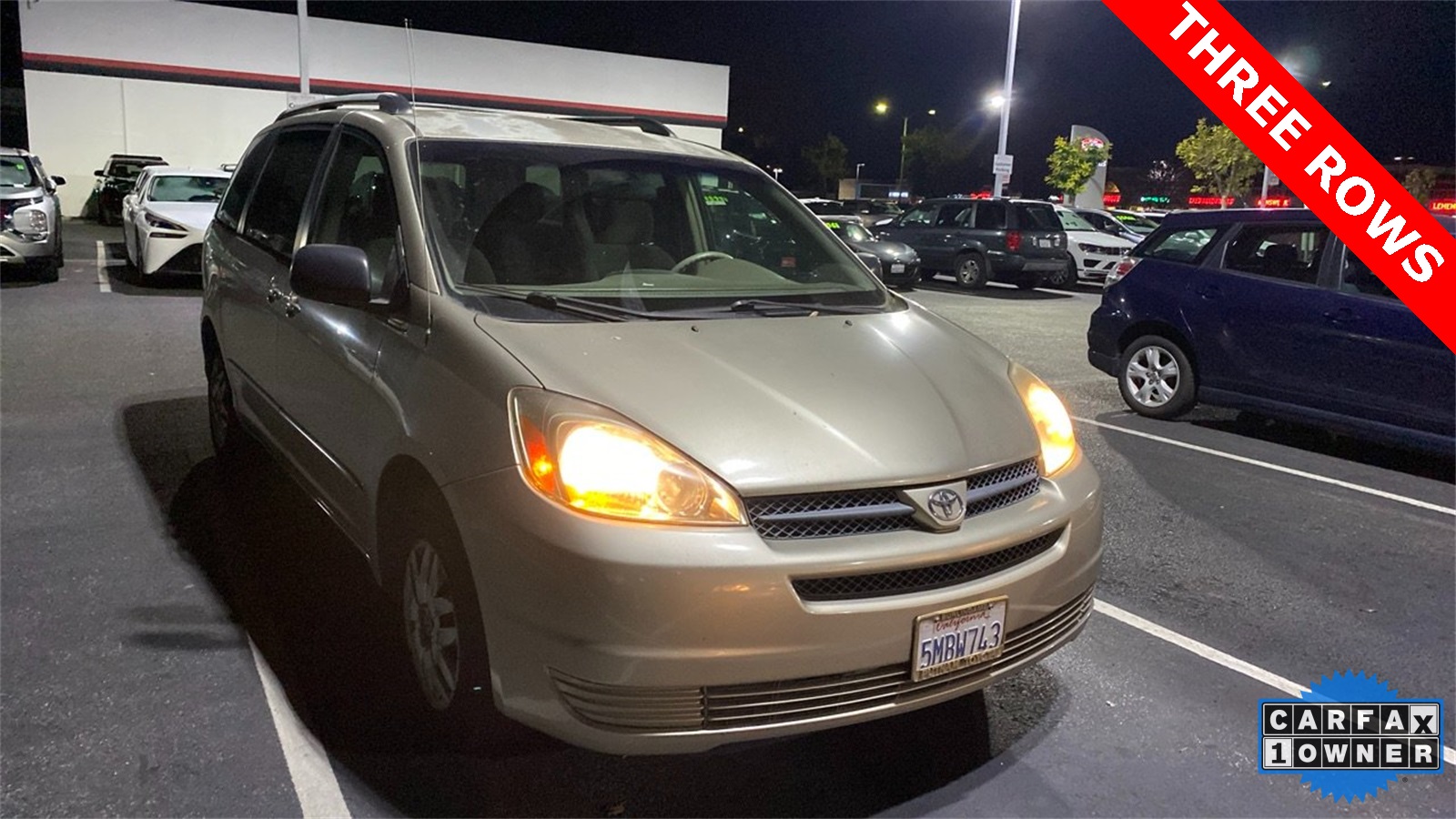 2005 Toyota Sienna LE's photo