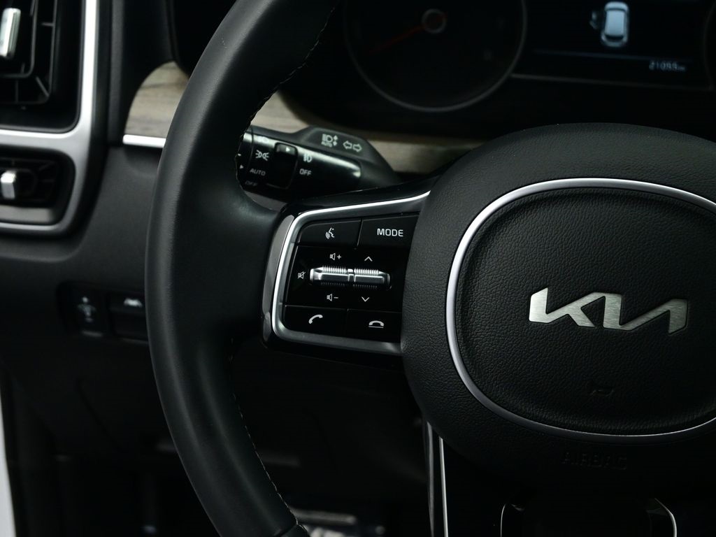 2023 Kia Sorento X-Line EX photo 4