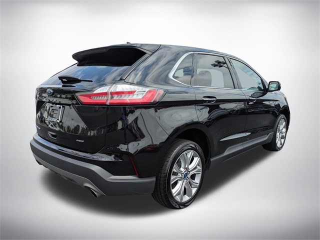 2022 Ford Edge Titanium photo 4