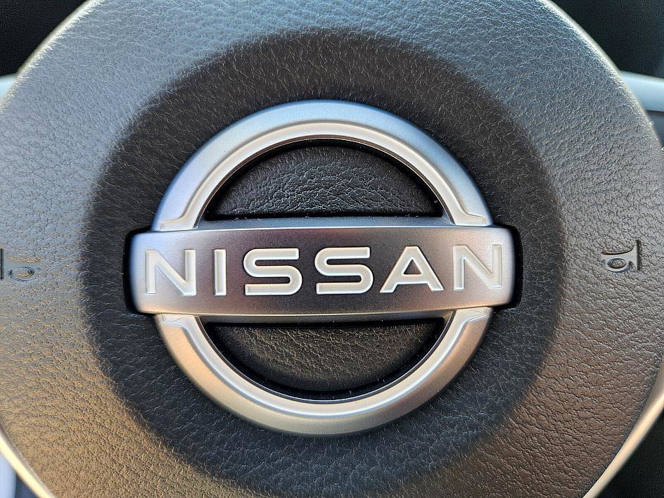 2025 Nissan Sentra SV photo 26