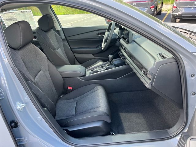 2025 Honda Accord SE photo 15