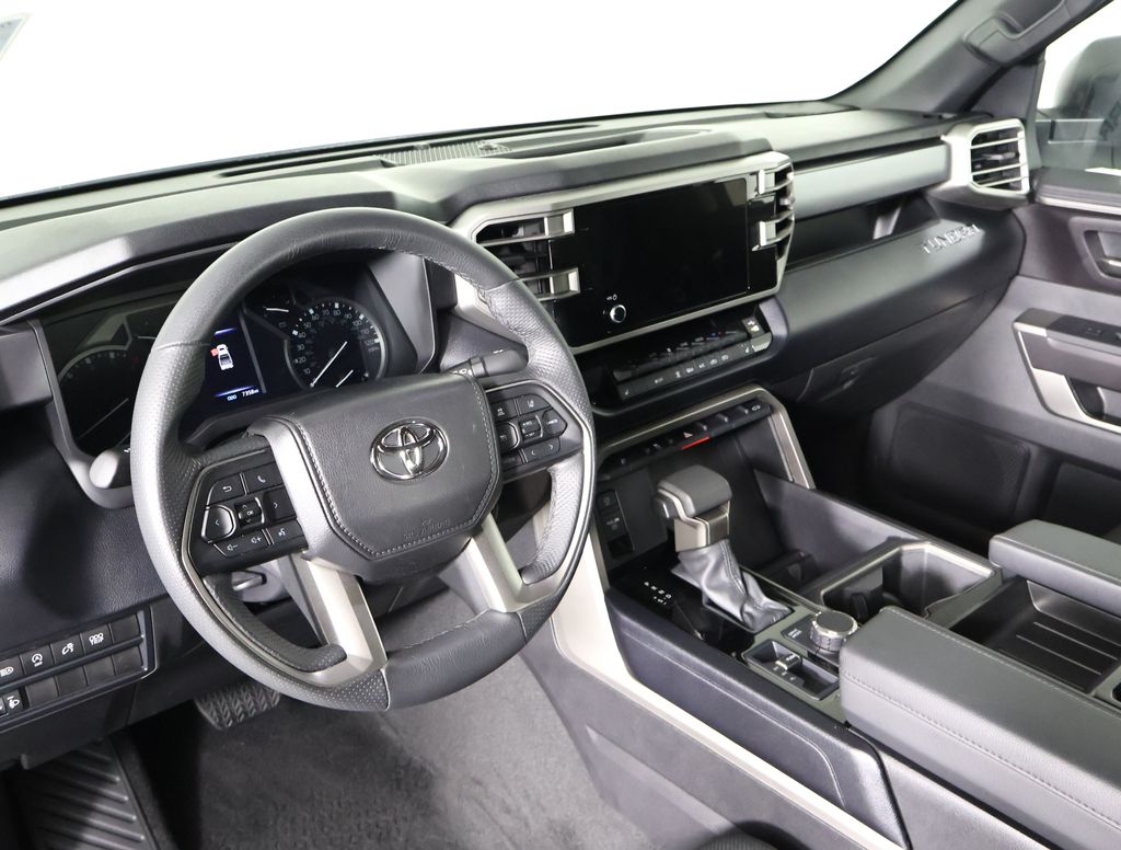 2025 Toyota Tundra SR5 photo 7