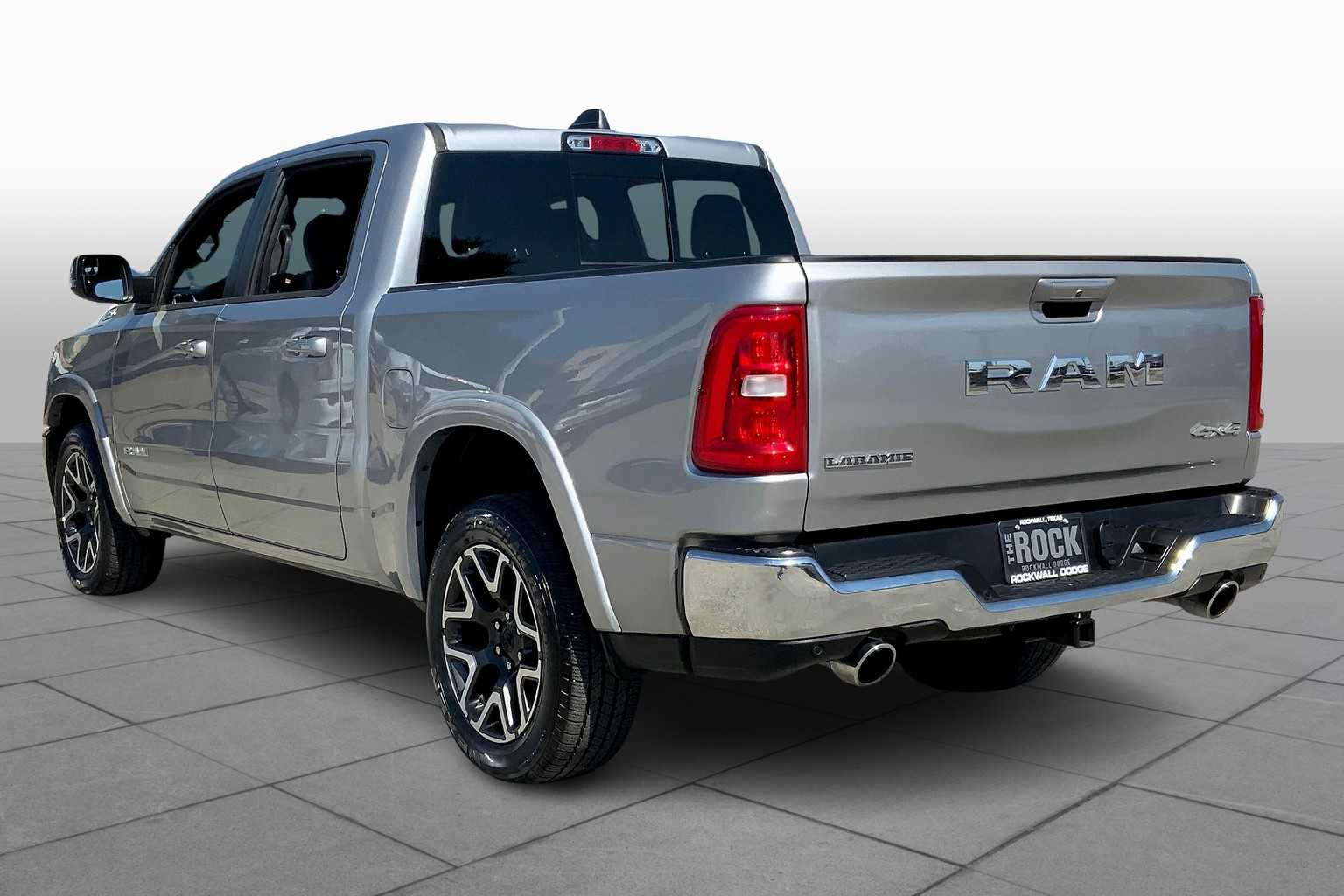 2025 Ram 1500 Laramie photo 10