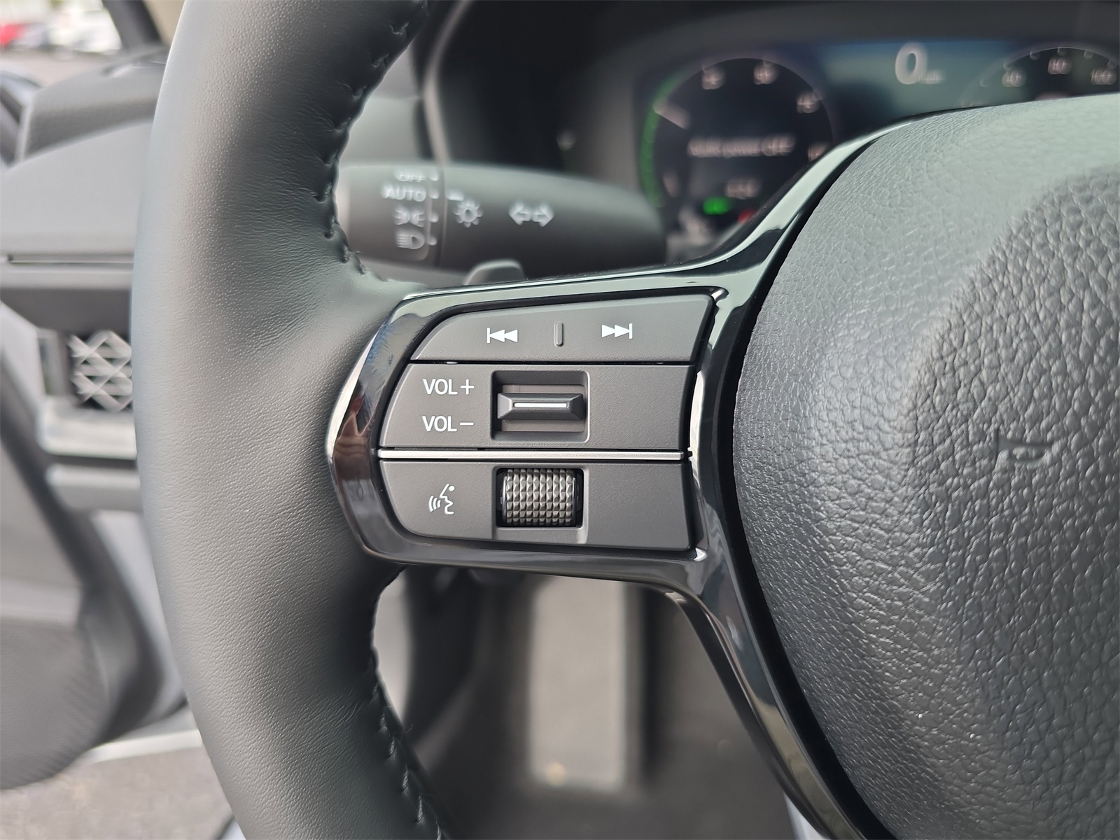 2025 Honda Accord Hybrid Touring photo 25