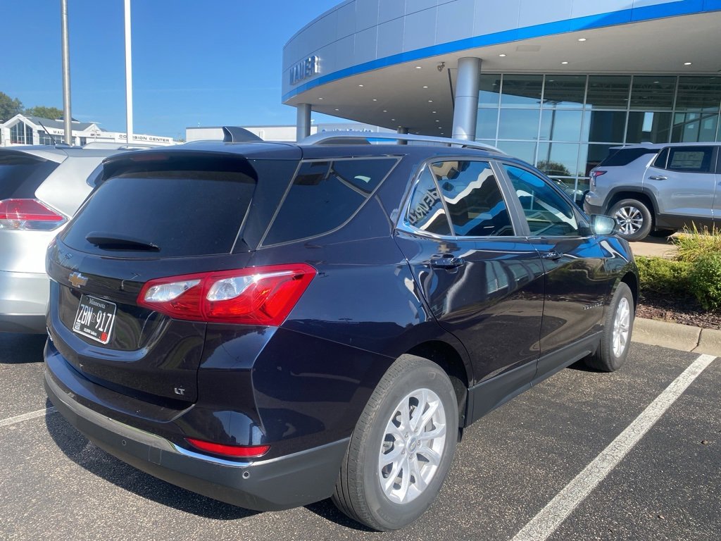 2021 Chevrolet Equinox LT photo 3