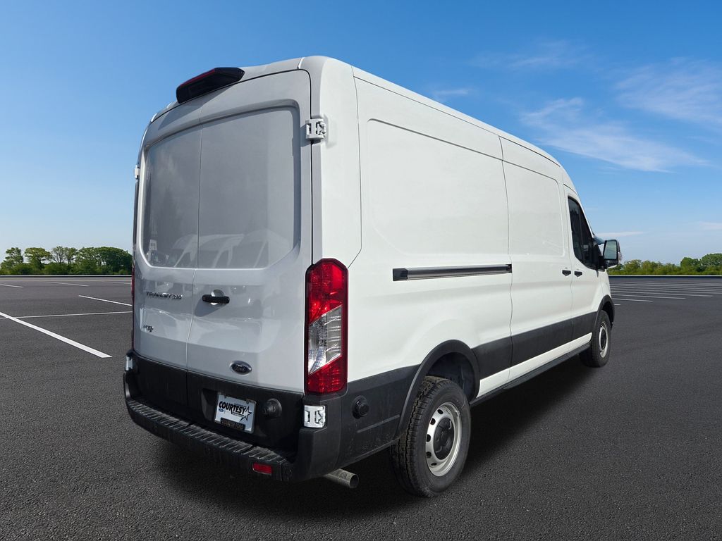 2024 Ford Transit Cargo Van photo 4