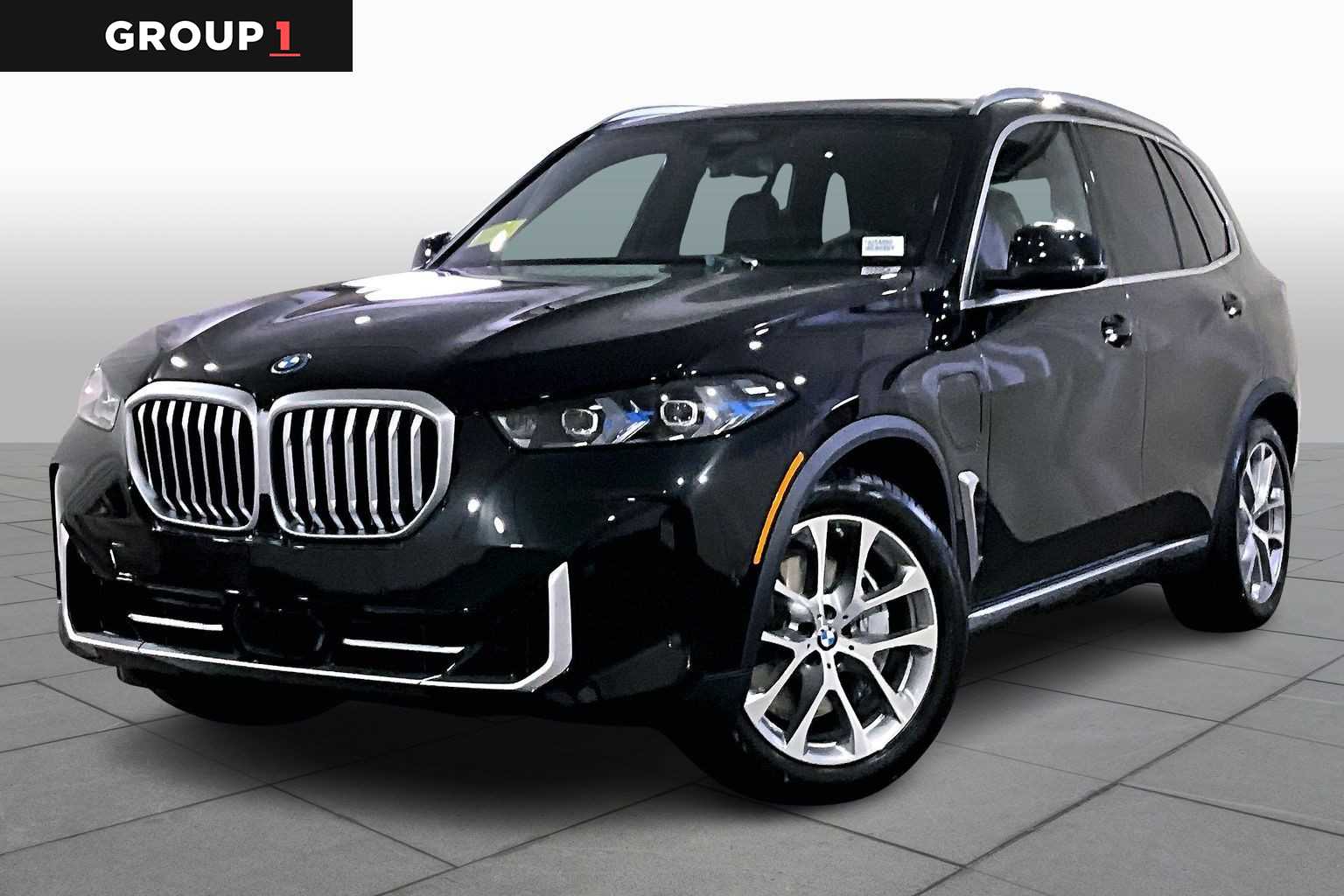 2026 BMW X5 50e's photo