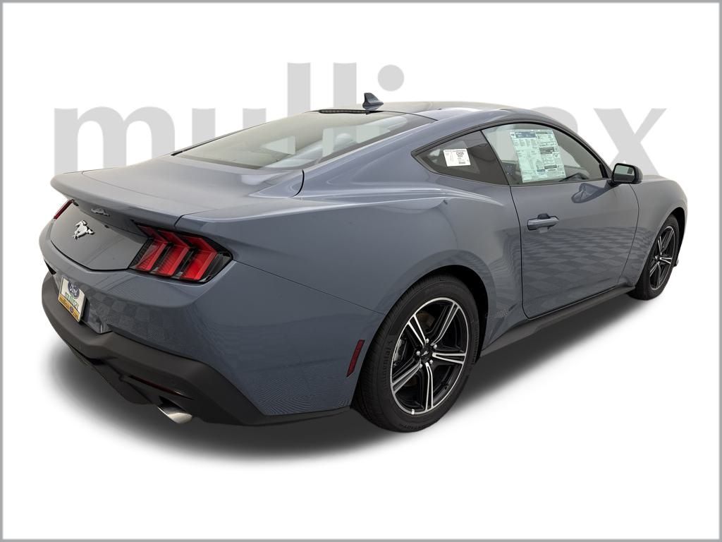 2025 Ford Mustang EcoBoost Premium photo 3