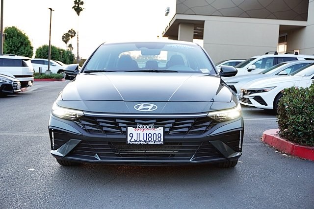 2024 Hyundai Elantra SEL photo 4