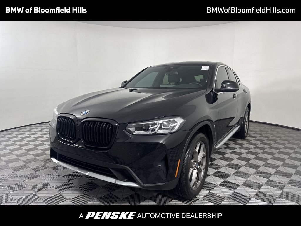 2022 BMW X4 30i's photo