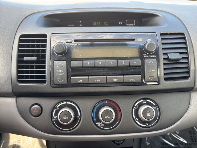 2005 Toyota Camry LE photo 20