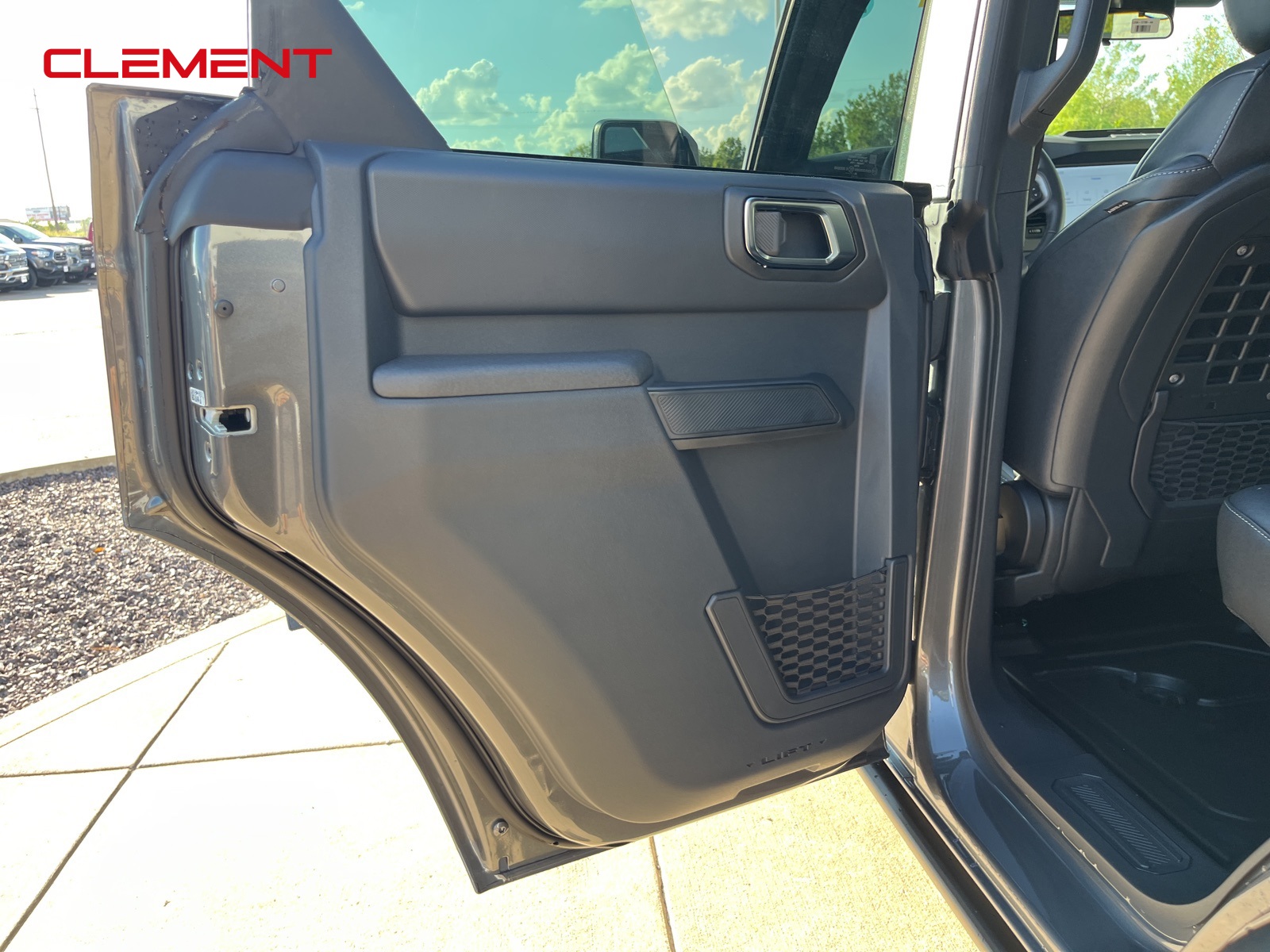 2025 Ford Bronco Big Bend photo 37