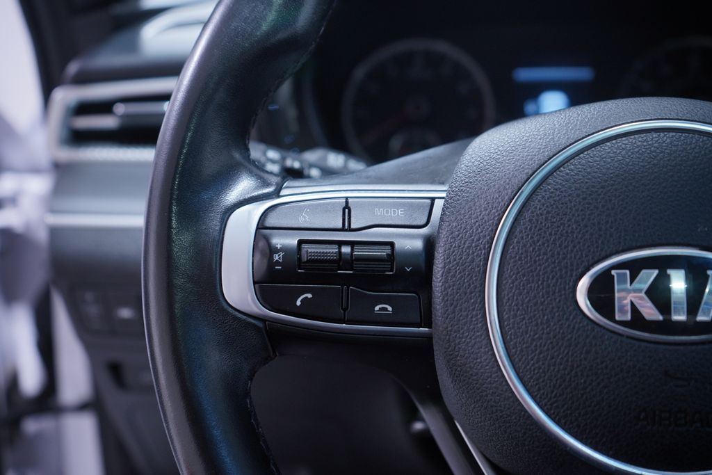 2021 Kia K5 GT-Line photo 19