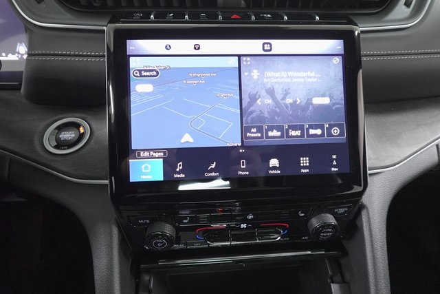 2025 Jeep Grand Cherokee Limited photo 17