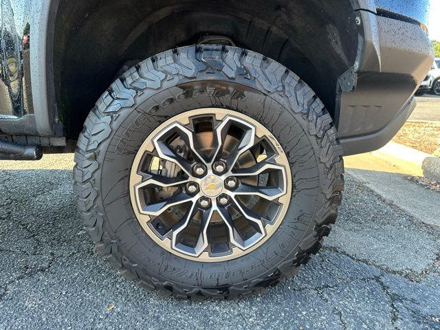 2020 Chevrolet Colorado ZR2 photo 11