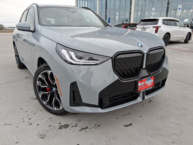 2026 BMW X3 30's photo