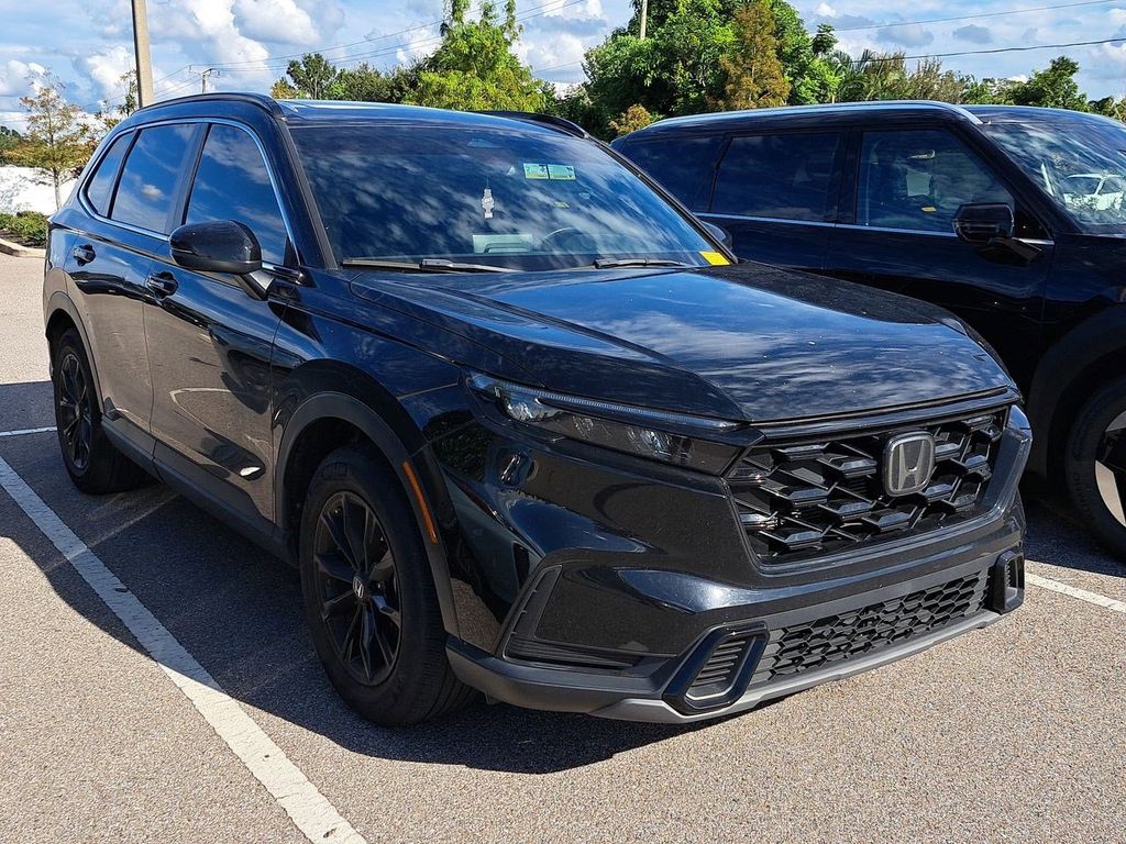 2023 Honda CR-V Hybrid Sport photo 5