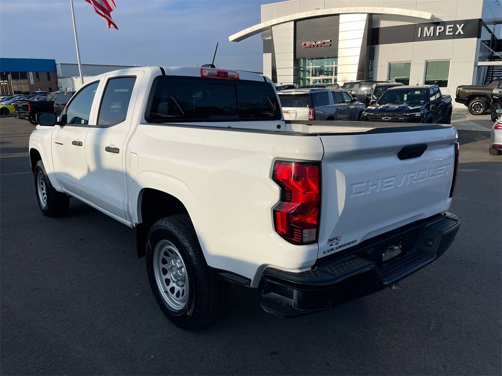 2023 Chevrolet Colorado Work Truck photo 3