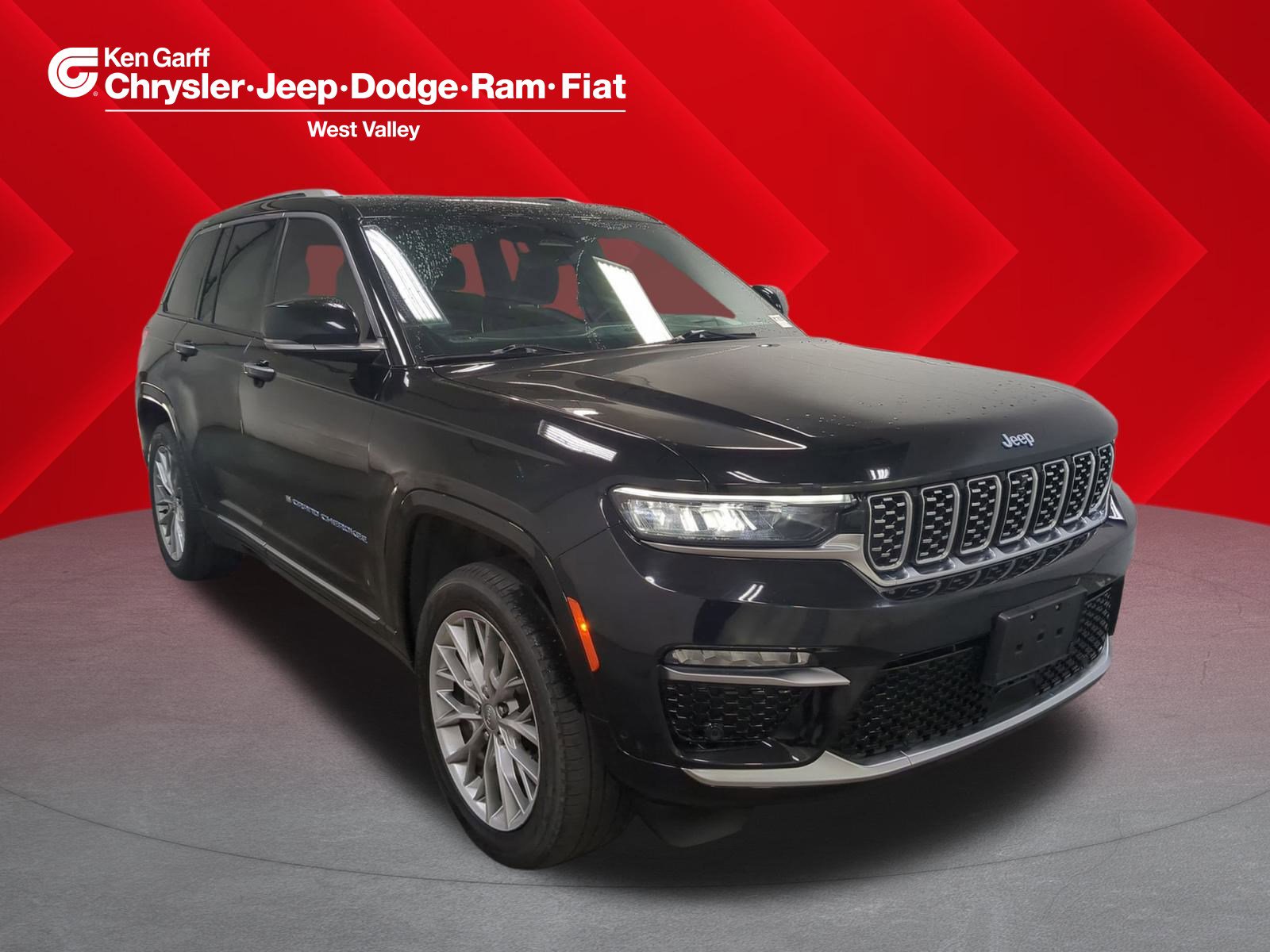 2022 Jeep Grand Cherokee Summit Reserve 4xe's photo