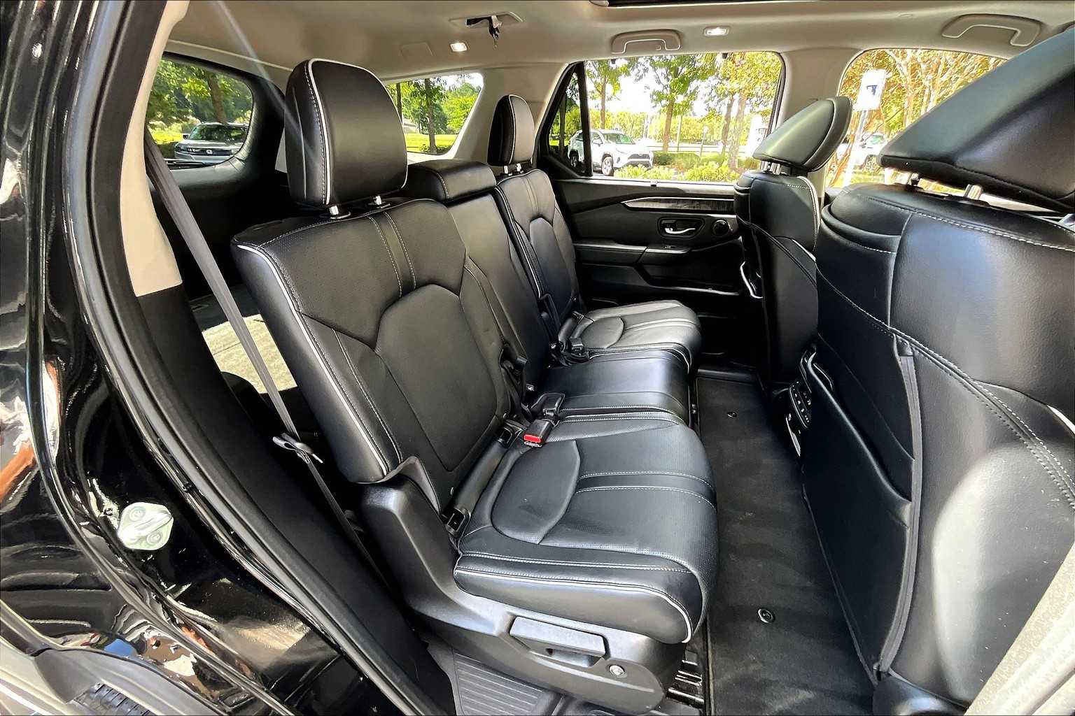 2023 Honda Pilot Elite photo 17
