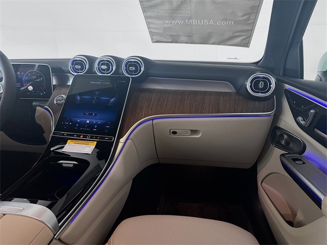 2026 Mercedes Benz GLC 300 photo 22