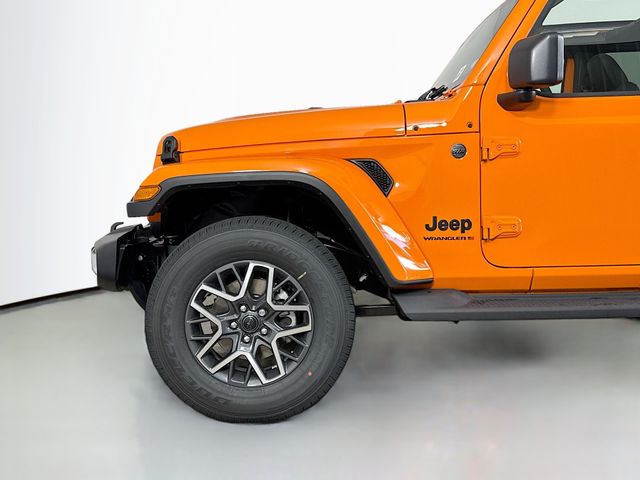 2025 Jeep Wrangler Sahara photo 28