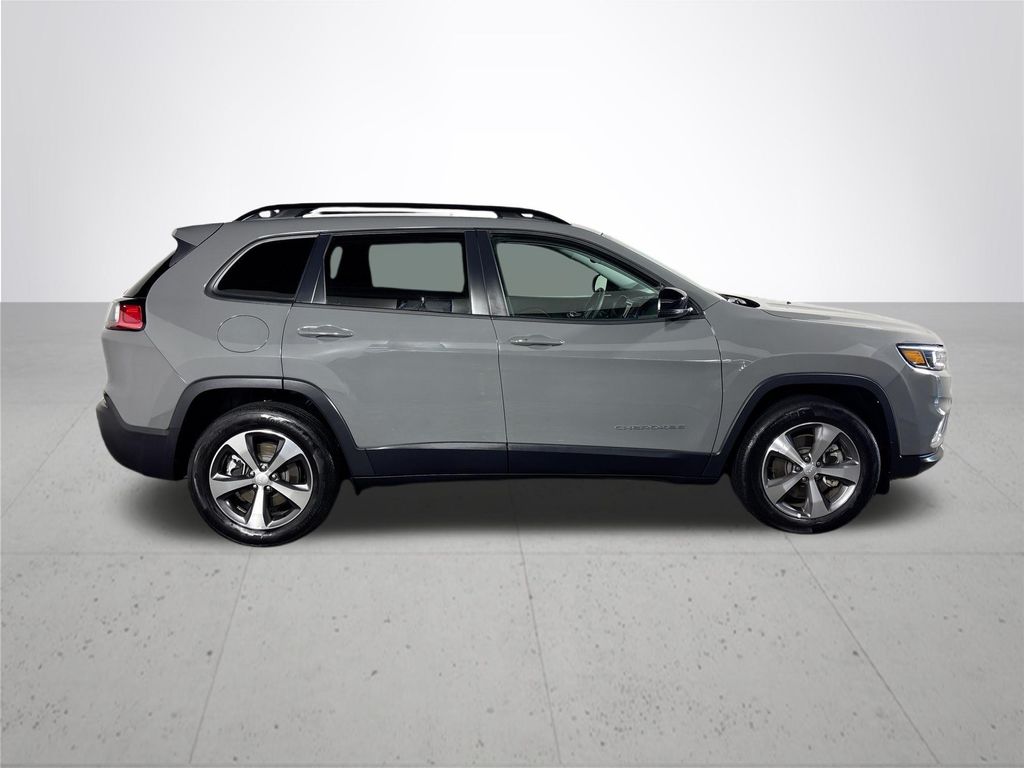 2022 Jeep Cherokee Limited photo 5