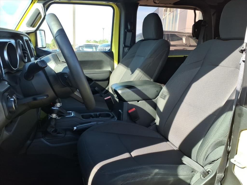 2023 Jeep Wrangler Sport S photo 3