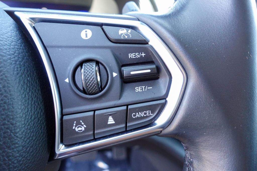 2024 Acura MDX SH-AWD photo 11