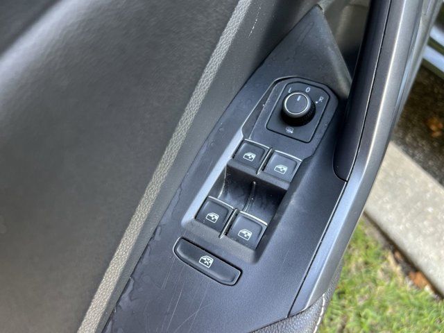 2024 Volkswagen Jetta 1.5T SE photo 5