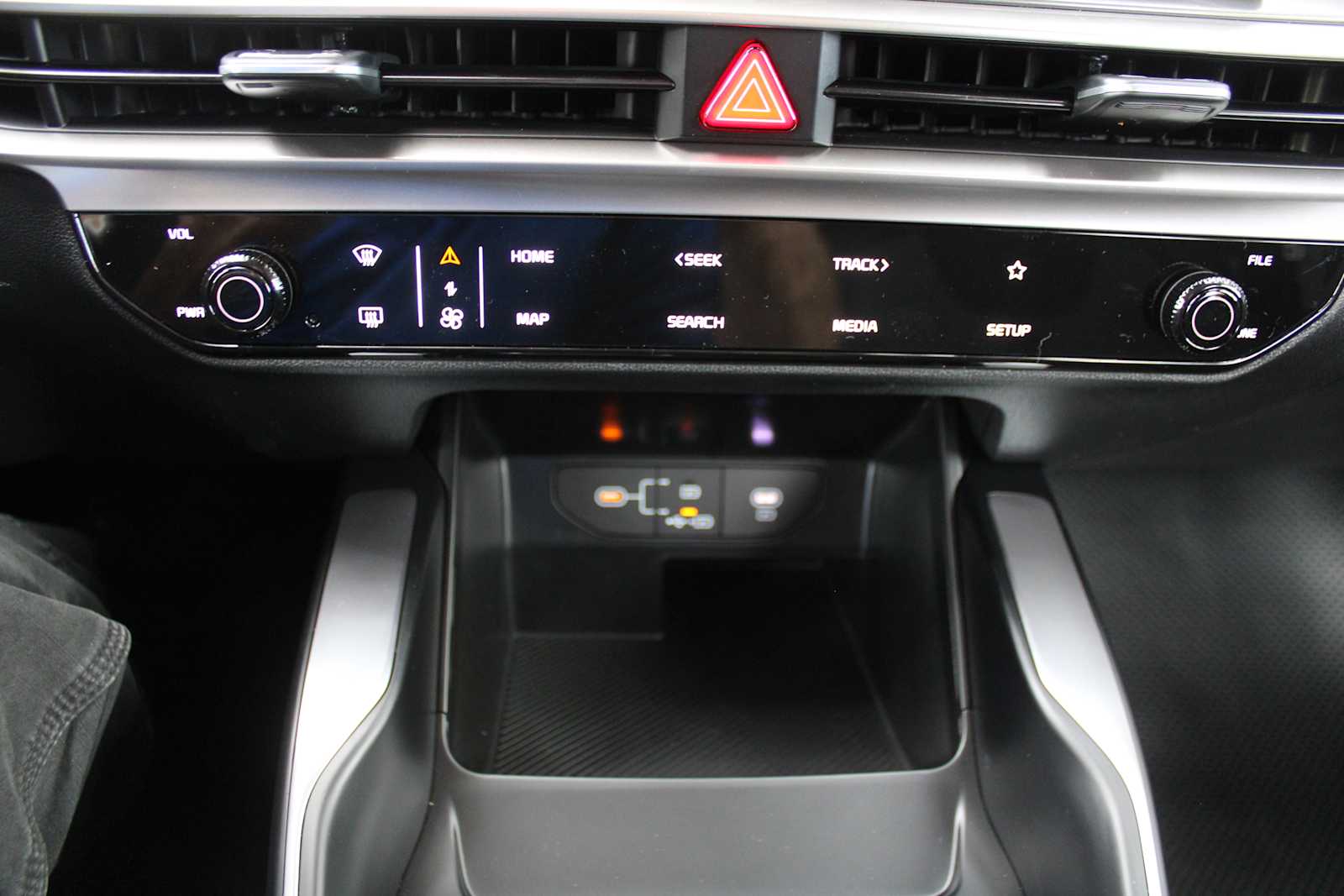 2026 Kia Sorento LX photo 33