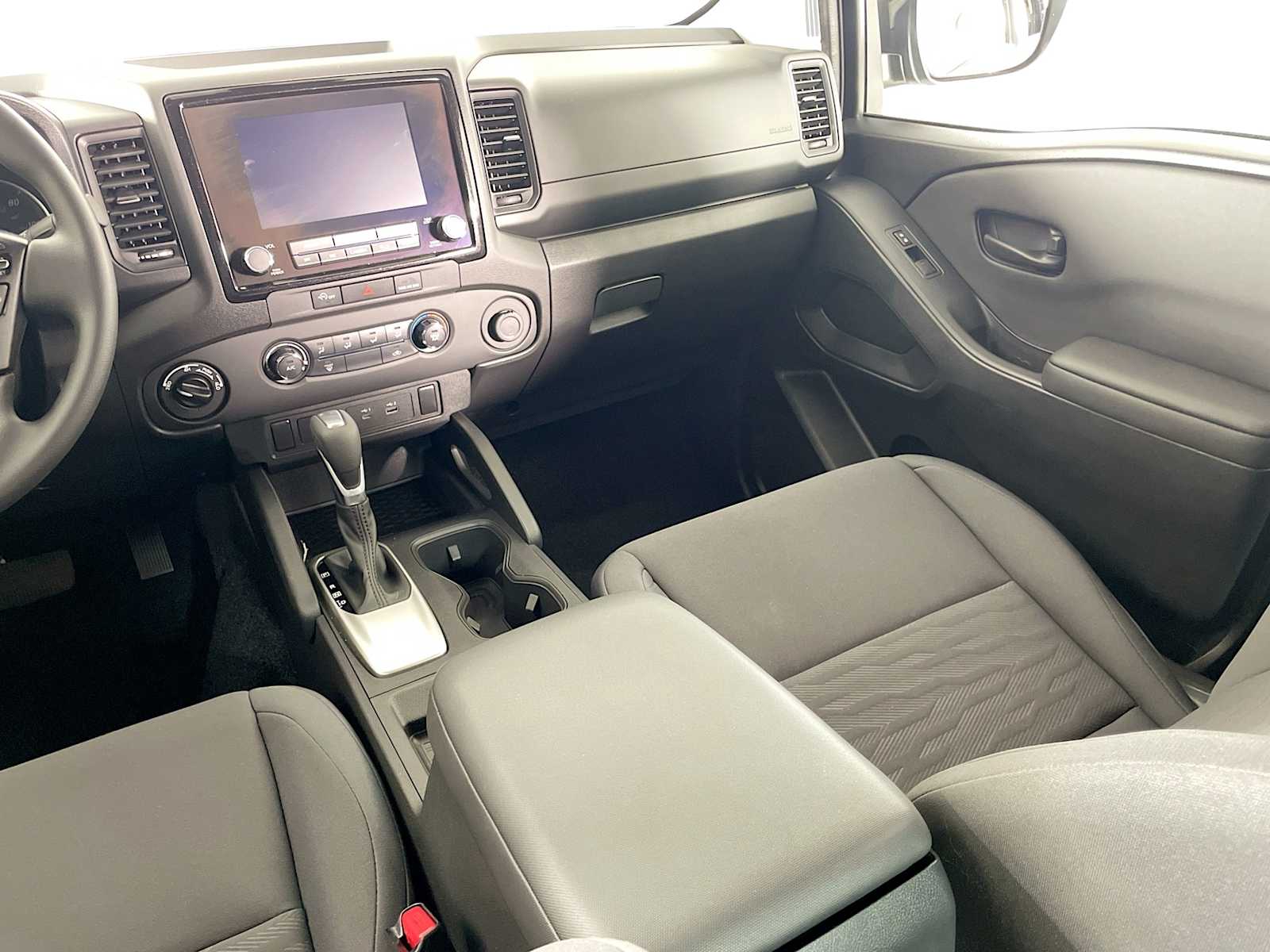 2024 Nissan Frontier S photo 19