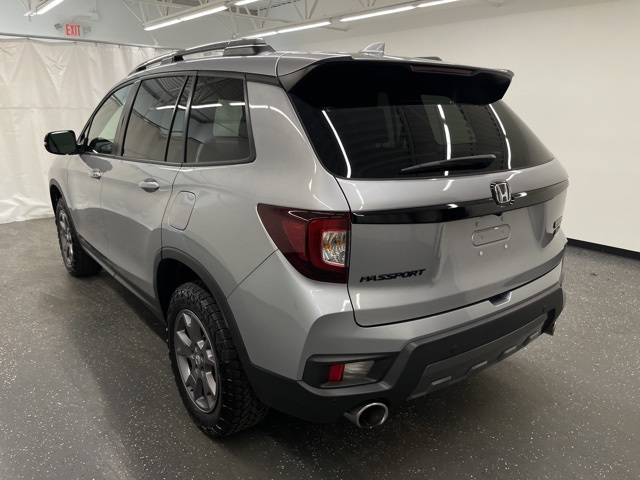 2024 Honda Passport TrailSport photo 3