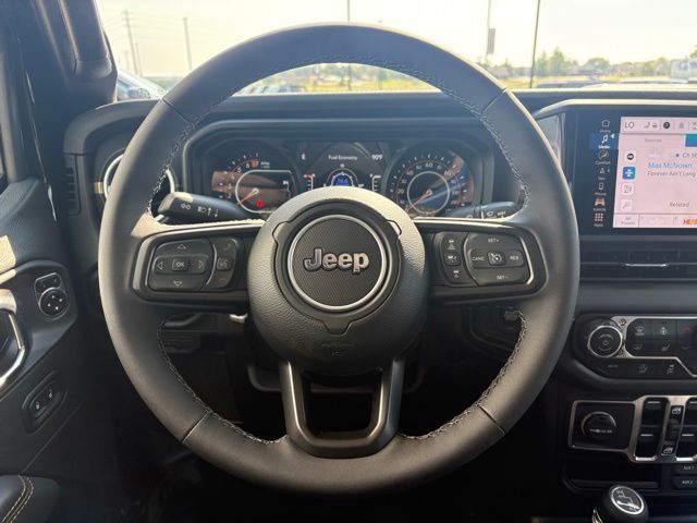 2025 Jeep Gladiator Sport photo 14