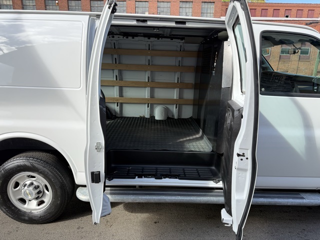 2023 Chevrolet Express 2500 Work Van Cargo photo 10