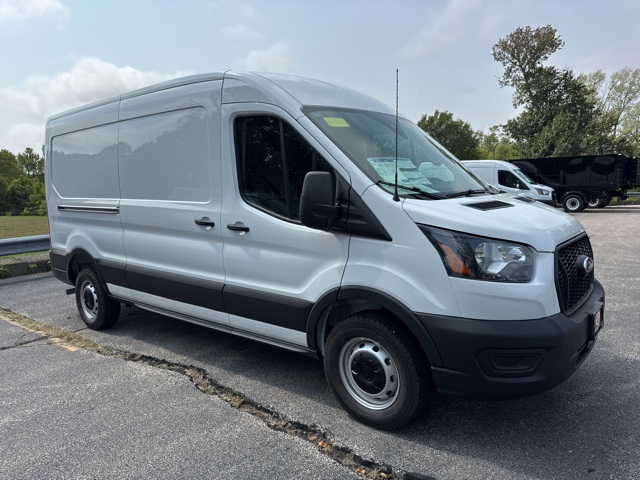 2025 Ford Transit Van Base's photo