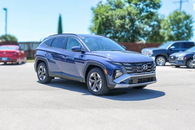 New 2025 Blue Hyundai SEL FWD image 1