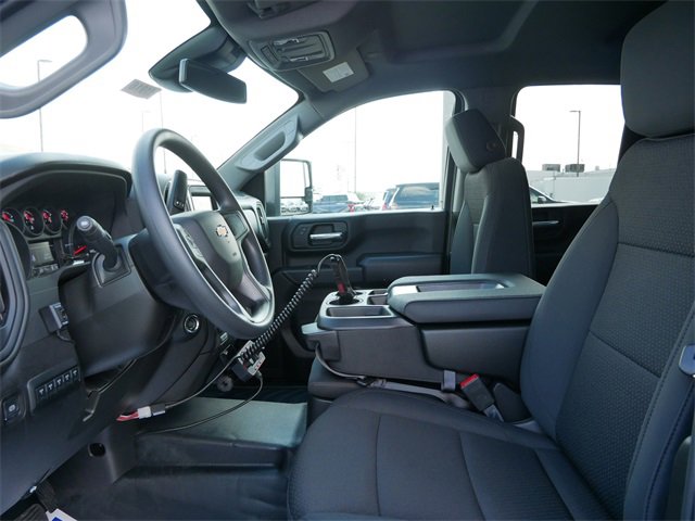 2025 Chevrolet Silverado 2500HD photo 4
