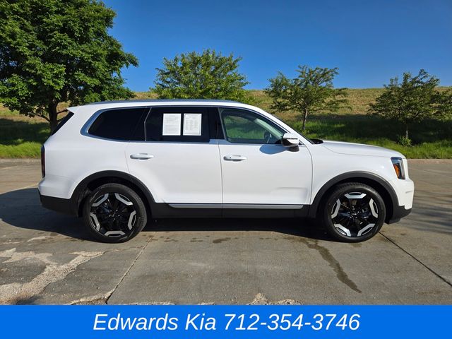 2025 Kia Telluride EX photo 3