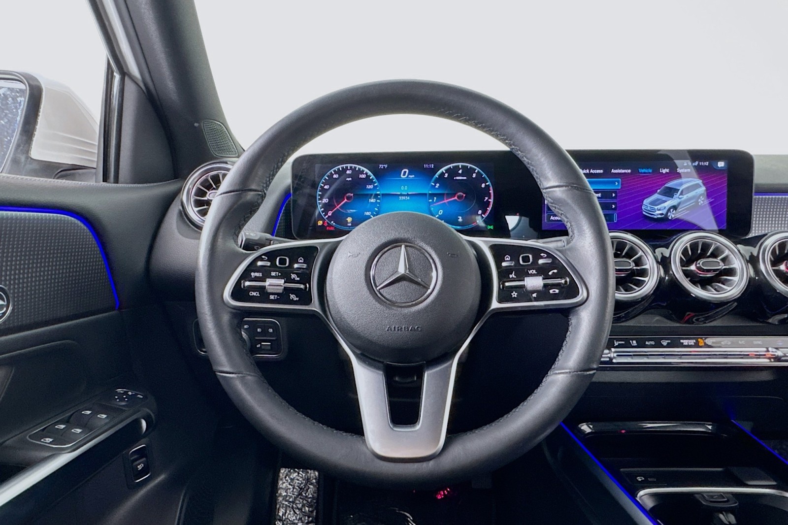 2022 Mercedes Benz GLB 250 photo 4