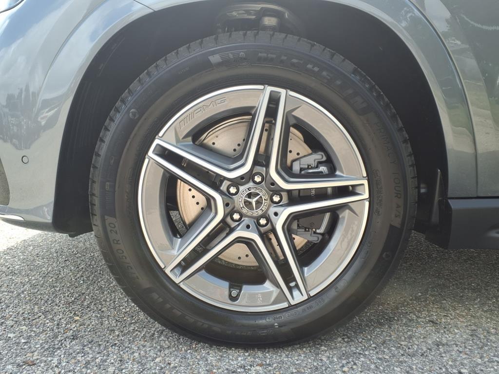 2026 Mercedes Benz GLE 350 4MATIC photo 4